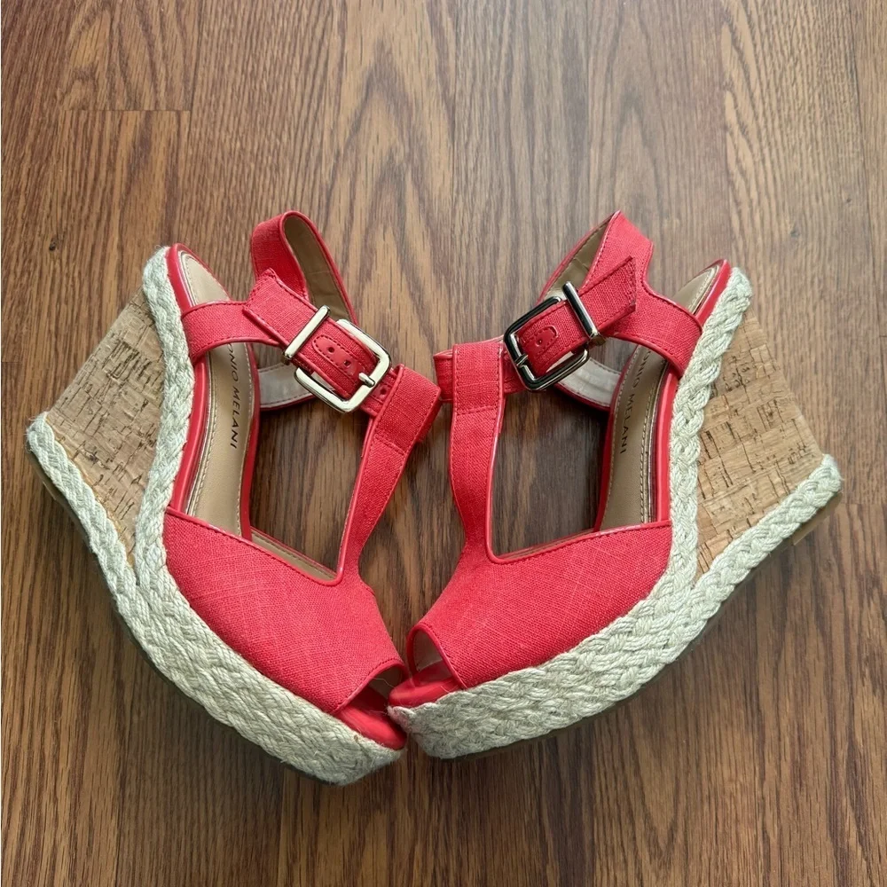 Antonio Melani Maree Coral T-Strap Wedge Espadrille Orange Sandals - Size 6